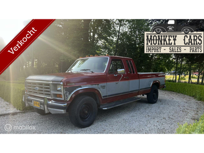 Ford F250 Diesel 1985 6 Persoons NWE APK!