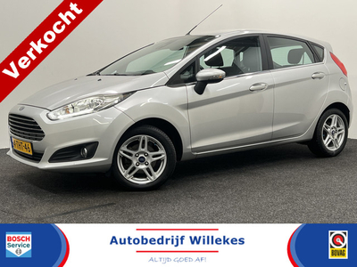 Ford Fiesta 1.0 Titanium | NIEUWE DISTRIBUTIERIEM | TREKHAAK | CRUISE CONTROL | VOORUIT VERWARMING |