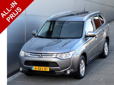 Mitsubishi Outlander 2.0 CVT BUSINESS EDITION 7-ZIT | HOGE ZIT | TREKHAAK 1500KG | NAVIGATIE | ALL IN RIJKLAARPRIJS