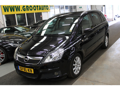 Opel Zafira 2.2 Executive Airco, Cruise control, Navi, Stuurbekrachtiging