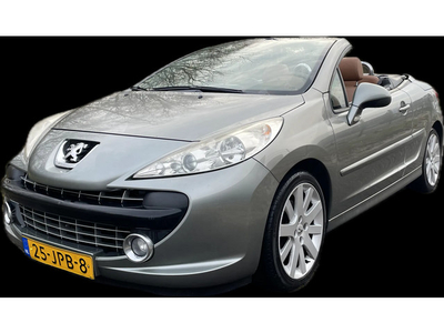 Peugeot 207 CC 1.6-16V T Féline Turbo. Wordt geleverd met nieuwe apk.