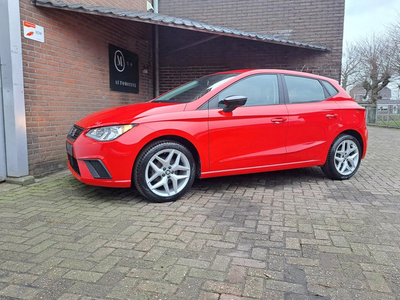 SEAT Ibiza 1.0 MPI 80PK Reference Bluetooth / 17 Inch / Airco / DAB Radio /