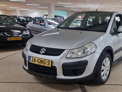 SUZUKI SX4 1.6 Comfort 1 ste eigenaar!!! zeer netjes Nieuwe Apk!! airco mooie uitvoering