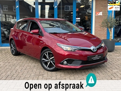 TOYOTA AURIS 1.8 Hybrid Black Edition 2017 NAVI CLIMA LM NAP