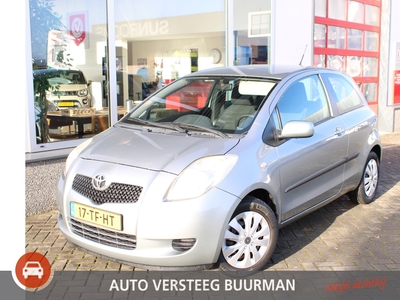 TOYOTA YARIS 1.3 VVTi Sol Airco, Radio/CD, Elektrische ramen, Achterbank Neerklapbaar