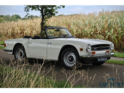 Triumph TR6 PI Hardtop | Petrol injection, compl. gedocumenteerd