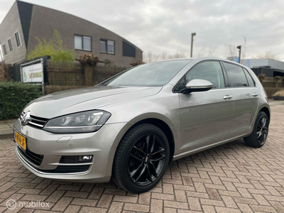 Volkswagen Golf 1.2 TSI Highline Automaat Lounge Uitvoering