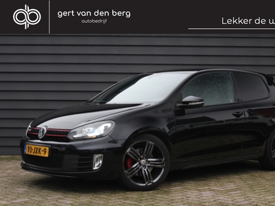 VOLKSWAGEN GOLF 2.0 GTI - XENON - NAVIGATIE - ORG. NEDERLANDS - PDC V+A - CRUISE -