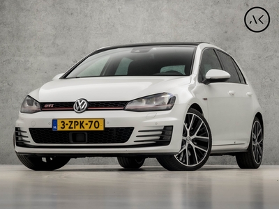 VOLKSWAGEN GOLF 2.0 TSI GTI Performance 230Pk Automaat (SCHUIFDAK, DYNAUDIO, KEYLESS, CAMERA, STOELVERWARMING, MODE KNOP, SPORTSTOELEN, GETINT GLAS, ADAPTIVE CRUISE, SFEERVERLICHTING, ZWART HEMEL, FLIPPERS, NIEUWSTAAT)