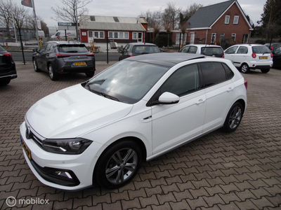 Volkswagen Polo 1.0 TSI 5Drs Highline R Line Pano Dak