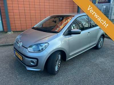 Volkswagen Up! 1.0 cheer up! BlueMotion Navi Airco