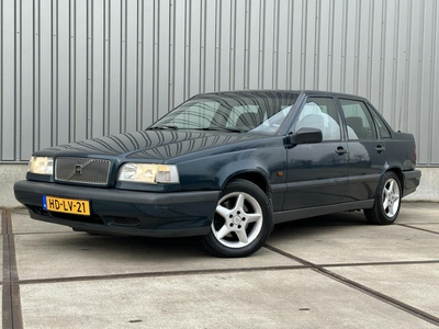 Volvo 850 2.5 GLE Automaat - Trekhaak - '183DKM' - Elektrische Ramen