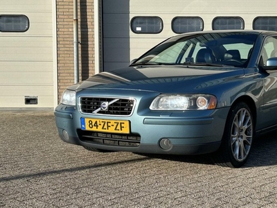 Volvo S60 2.4 R-LINE LPG G3 Trekhaak , Leer, Drivers Edition