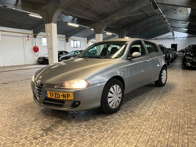 Alfa Romeo 147 1.6 motor loopt onregelmatig (bj 2008)