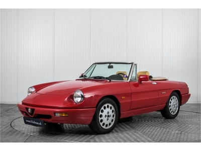 Alfa Romeo Spider 2.0 . (bj 1991)