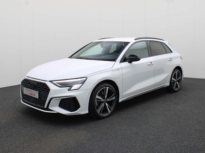 Audi A3 Sportback 40 TFSI e Business edition