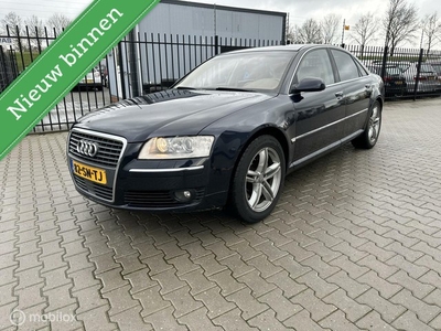 Audi A8 3.7 quattro Pro Line