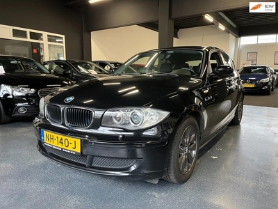 BMW 1-serie 116i Introduction*PDC*LMV*MFS*ONDBOEKJES*