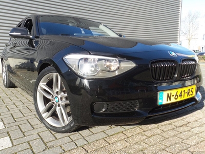 BMW 1-serie 116i **OUTLET ACTIE MET BOVAG**