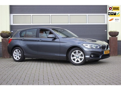 BMW 1-Serie 118i Executive Trekhaak Camera Leer