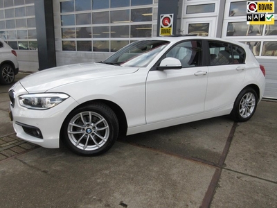 BMW 1-serie 118i Lease Executive / Schuifdak / Trekhaak /