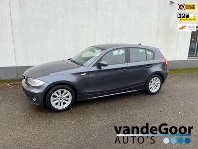 BMW 1-serie 118i,'06, 193000 KM, SCHUIFDAK, PDC, TREKHAAK, ZEER NETJES !