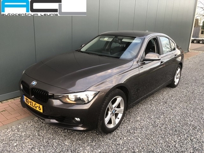 BMW 3-serie 320i Automaat Executive Sedan (bj 2012)