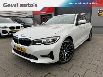 BMW 3-serie 320i High Executive Edition Mineralweiss metallic