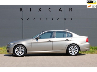 BMW 3-serie 320i High Executive Navi