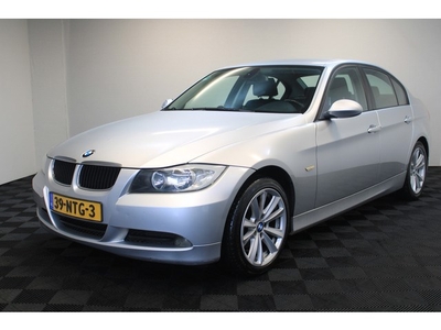 BMW 3-serie 320i Ketting v.v. Stoelverwarming PDC