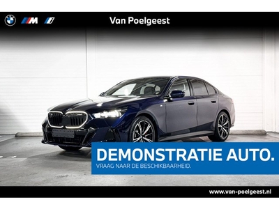 BMW 5 Serie Sedan 520i M-Sport Pro Travel Pack