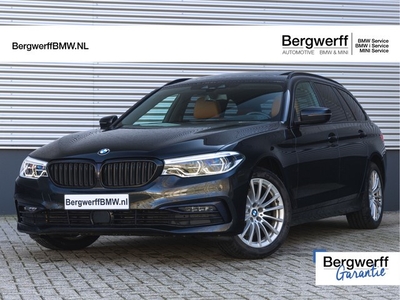 BMW 5 Serie Touring 520i Sportline - Pano - Trekhaak -