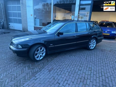 BMW 5-serie Touring 523i Executive