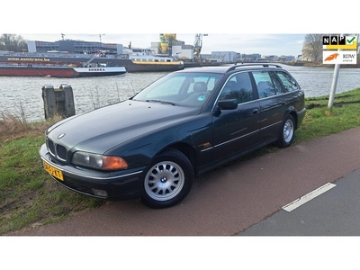 BMW 5-serie Touring 523i Executive