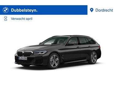 BMW 5 Serie Touring 530i M-Sport Panorama Standkachel