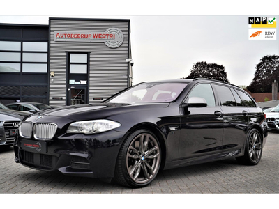 BMW 5-serie Touring M550xd | Adaptieve Cruise | Lane Assist | HuD | 360CAM | Digitale cockpit | | Stoelverwarming / verkoeling |