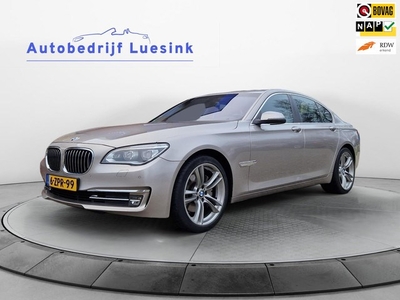 BMW 7-serie 730d High Executive Orig Ned. Pano Dak Trekhaak