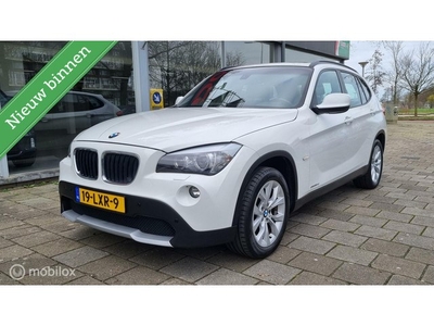 BMW X1 sDrive18d Executive Pano VERKOCHT