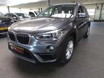 BMW X1 sDrive20i 192PK Executive, Navi, Pdc, Led, el achterklep, etc