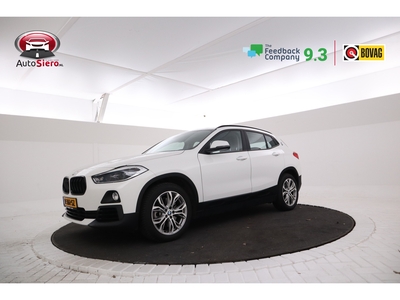 BMW X2 sDrive20i Executive - Leer, Stoelverwarming, Cruise, Navigatie,