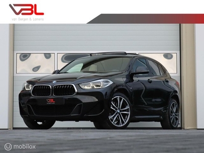 BMW X2 xDrive25e High Executive M-sportPanoramadakHead-Up