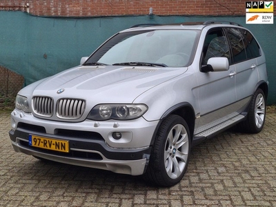 BMW X5 4.8is weinig KM *VOL LUXE*