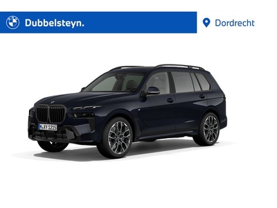 BMW X7 xDrive40i M-Sport Skylounge 22