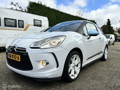 Citroen DS3 1.6 Sport Chic / Leder / Nieuwe APK / blauw dak