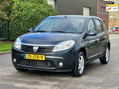 Dacia Sandero 1.2 Lauréate 1e eigenaar*70.000