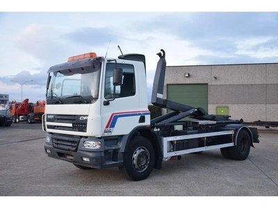 DAF CF 75.310 (bj 2002)