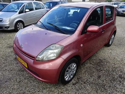 Daihatsu Sirion 2 1.3-16V Comfort stuurbekr 4x electr ramen