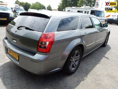 DODGE MAGNUM 5.7 HEMI V8 Aut. Stationwagon