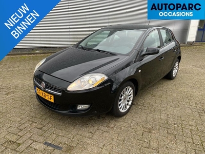 Fiat Bravo 1.4 Dynamic AIRCO, CRUISE CONTROL, LAGE KM EN