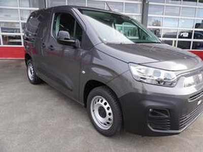 Fiat DOBLO Cargo 102PK L1H1 DEMO Nr. V191 | Airco | Cruise | Navi | Camera | Betimmering